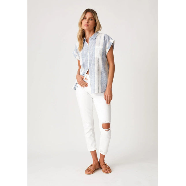 short sleeve shirt