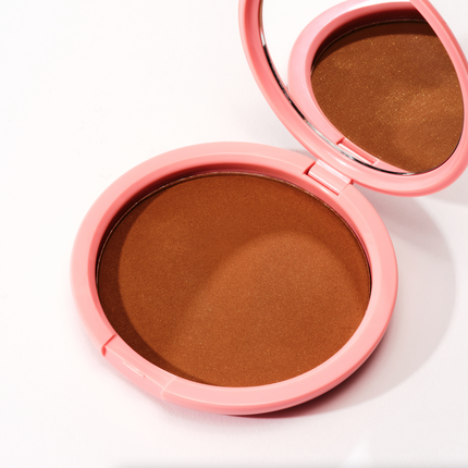 Illuminating Bronzer Cinnamon mirror