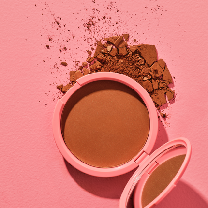 Booby Tape Illuminating Breast Bronzer Cinnamon