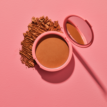 Illuminating Bronzer Latte Booby Tape